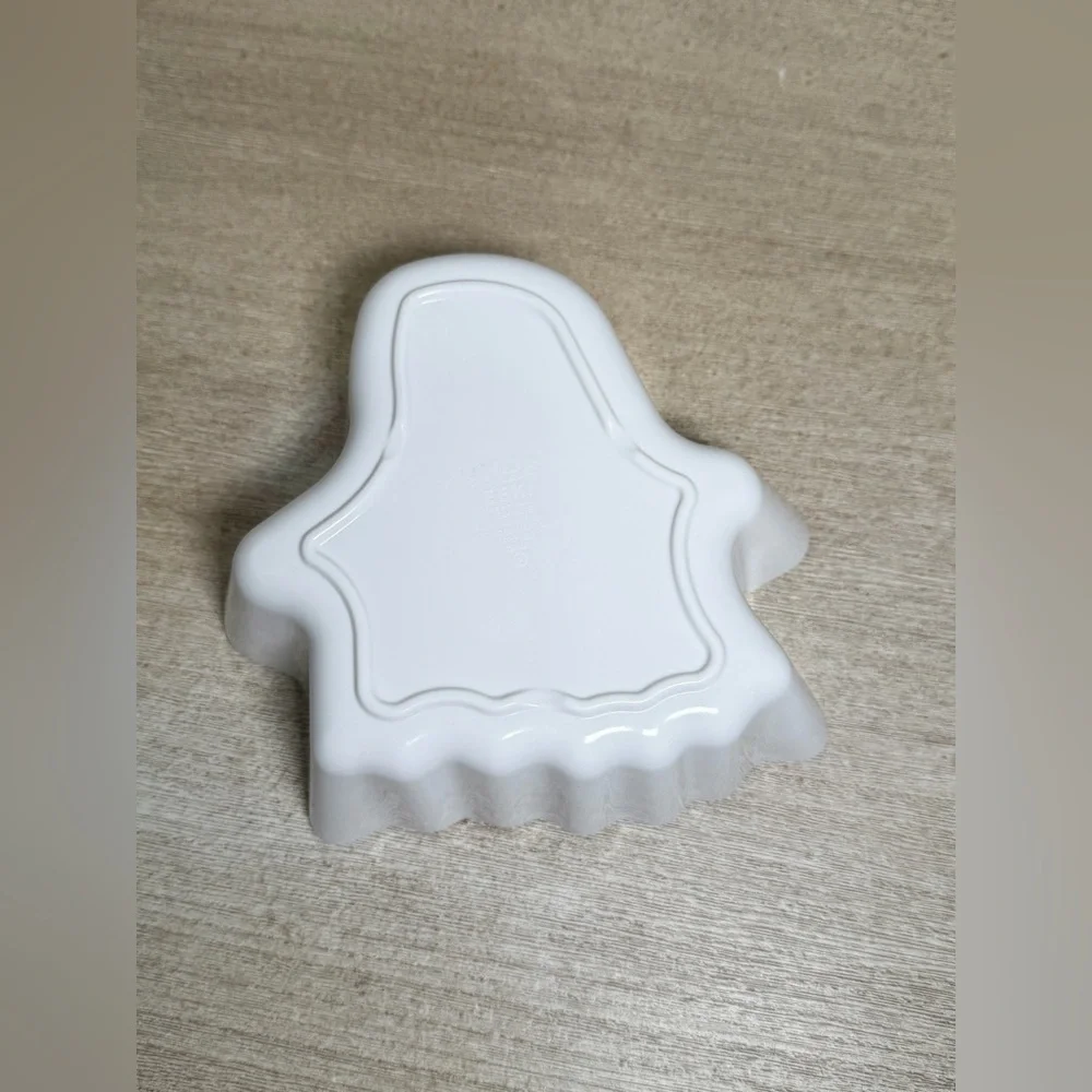 NWOT Halloween Ghost Shaped Dish Candy Dish White Orange Decor White Plastic